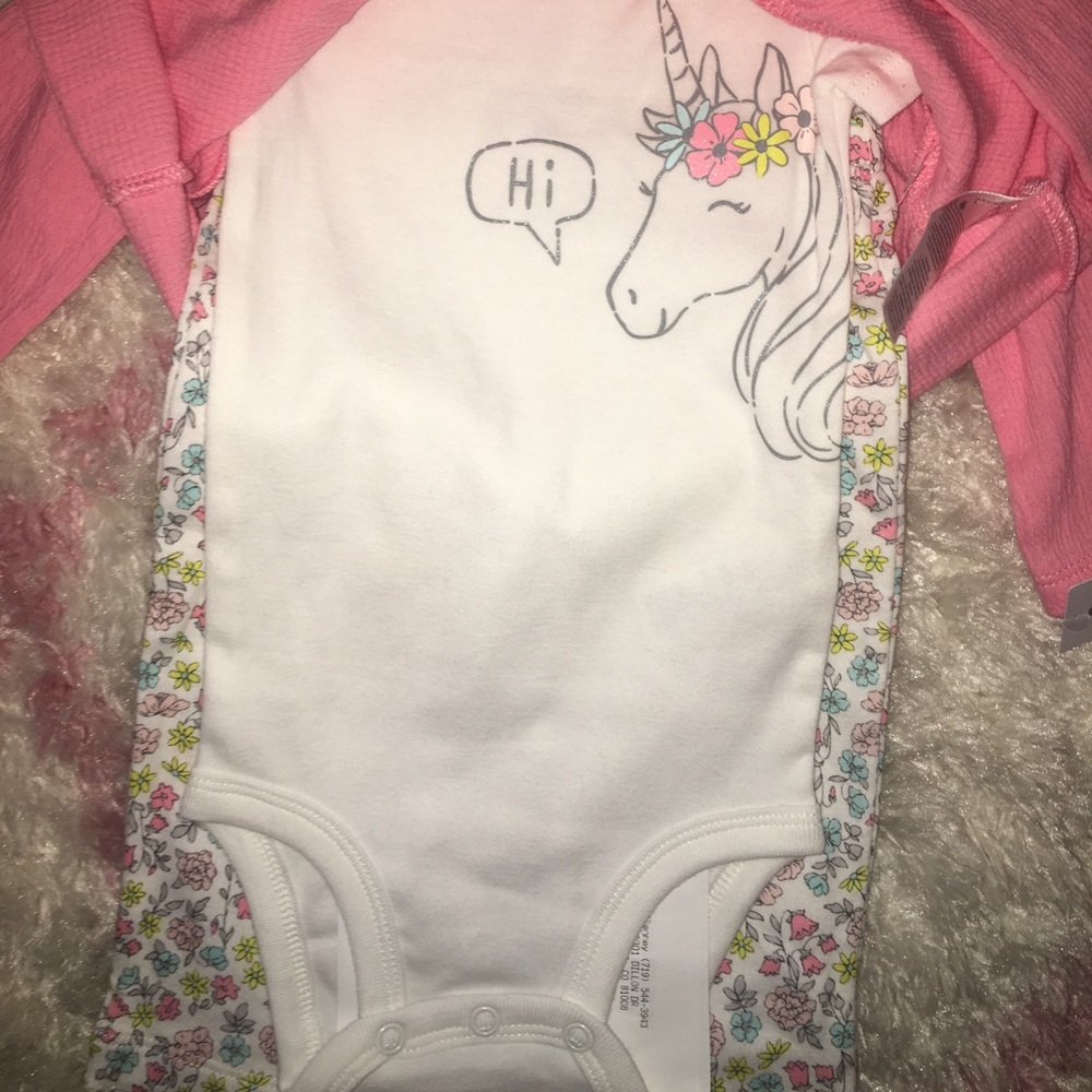 Carter’s unicorn set